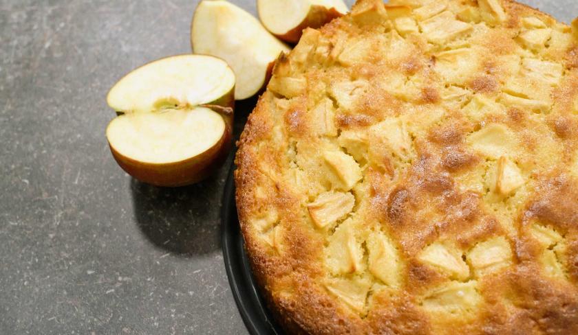 Apfel-Walnuss-Kuchen mit Knusperkaramell | Simply Yummy