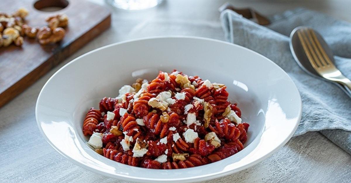 Vollkornnudeln mit gerösteter Roter Bete im Cookit | Simply Yummy